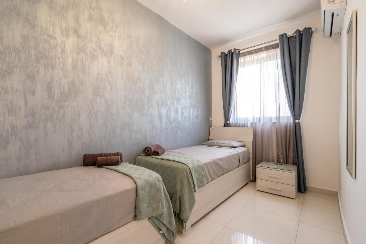 סיינט פול ביי Brand New Apartment-2 Min From The Sea-Central Bugibba מראה חיצוני תמונה